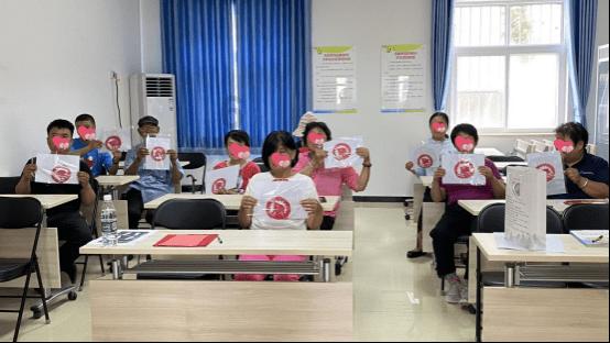 我老是喜欢问男友以前的恋情史，因为很爱他就想了解他的以前，但是知道了之后心里就很郁闷？游戏画面
