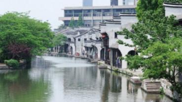 悬崖跳水运动